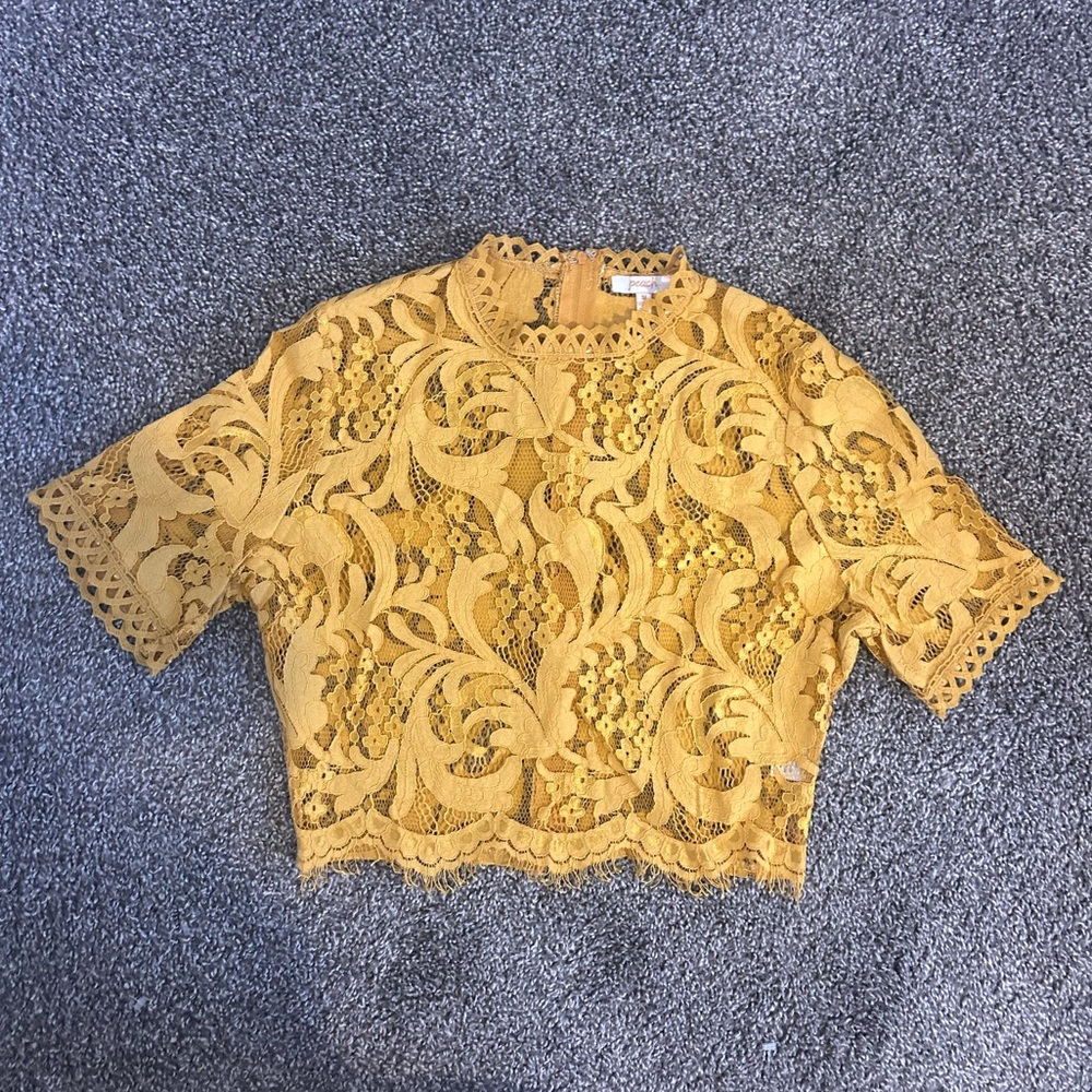 Elegant Yellow Lace Crop Top Size Medium